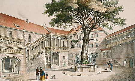 Bild: Der innere Burghof mit dem neugotischen Treppenaufgang zum Palas, um 1855